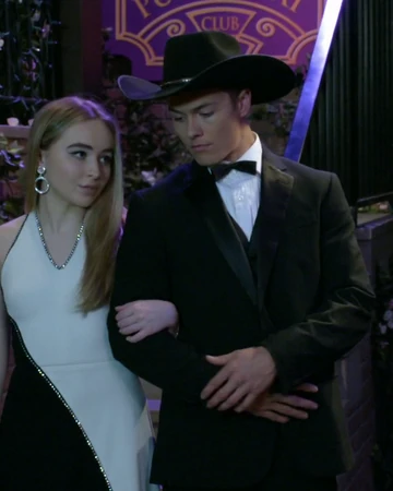 Lucas And Maya Girl Meets World Wiki Fandom The best and easiest way to find 20+ age person in your area for friendship or relationship is signing up & call us on our service and getting to meet and interact.