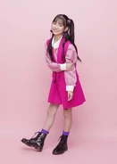 Minami full portrait solo shot