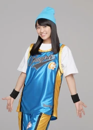 Yuzuha portrait solo shot
