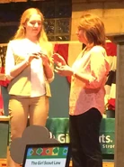 18425095 1869356033314504 4878837382296516410 n.jpg (65 KB) Diana giving her mother Joanne the leadership pin