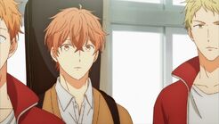 Mafuyu noticing Kasai trying to wake him up