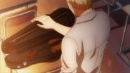 Akihiko abandoning the violin