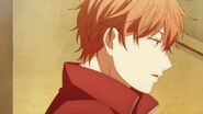 Mafuyu realizing that there is something he wants to say