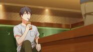 Ritsuka sitting back and watching Shogo and Ryuu play bowling