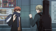 Mafuyu and Yuki in a fight