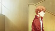 Mafuyu humming on the stairs