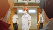 Mafuyu looking at Ritsuka and Ryuu after making a shot