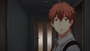 Mafuyu watching Ritsuka walking into the door (19)