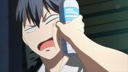 Ritsuka being punched with a bottle