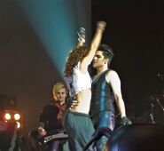 Adam Lambert dance