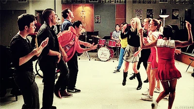 Tumblr llcstd4DyX1qgkj12o1 500.jpg