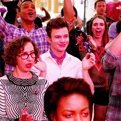 Tumblr n66apehSEs1rk63wco2 r4 250.gif