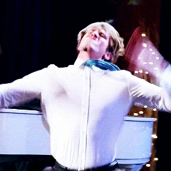 Tumblr mh608nM7Xf1qfgg1ao1 250.gif