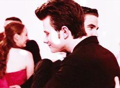 Tumblr miavx9HwEL1qd65cqo3 250.gif