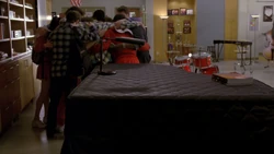 Glee4x18 1350