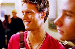 Kurtannoyedbythoseidiots kadam.gif