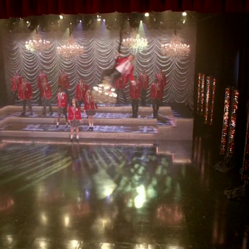 Chandelier Glee Wiki Fandom Chandelier Glee Wiki Fandom, Who Sang Chandelier On Glee