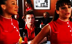 Tumblr n1y34ekQKJ1qa5w9eo1 250.gif