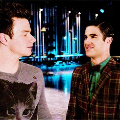 Tumblr nk3terFJd61qaxxelo1 r1 250.gif