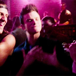 Tumblr n4gpheR6fa1qaxxelo3 250.gif