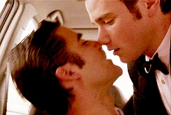 Tumblr n31vou8Tck1r1tkjgo1 250.gif