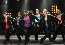 GLEE-The-Power-of-Madonna-5-550x380