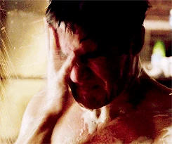 Tumblr n3drejUkb81rlylr1o4 250.gif