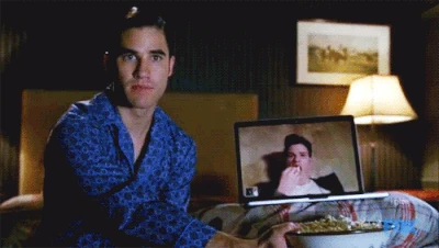 Tumblr mb1f4uKNBb1qhzi2jo3 r2 500.gif