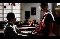 Artie schenkt Brittany den "Zauberkamm"