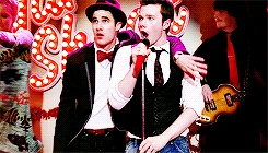 Tumblr mmbh5dOhNT1rp0ic2o3 r1 250.gif