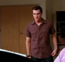 Hank: Former Member, Leaves in Pilot