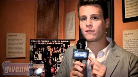 Jonathan_Groff_2011