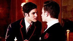 Tumblr n2fls3zg1b1rnz7a7o1 250.gif