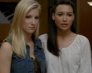 Brittany und Santana suchen Rat bei Holly