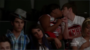 GLEE 0490