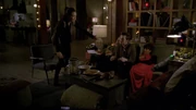 Santana erzählt den anderen von ihrem Verdacht über Brody