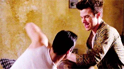 Tumblr nbvezx2aWe1ra5gbxo5 250.gif