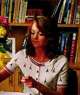 Tumblr mhvox1QndS1qjj7cfo7 250.gif