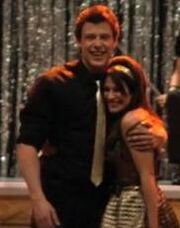 FinchelHug