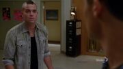 Puck redet mit Jake