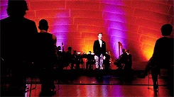 Tumblr n25auwC4OF1ra5gbxo2 250.gif