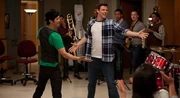 Finn singt "I've Gotta Be Me"