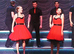 Tumblr m8wgpbBdHO1qa8mq1o4 250.gif