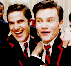 Tumblr mzlfztfltK1qd65cqo2 r1 250.gif