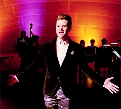 Tumblr mes3nx8I7o1qk71sao4 250.gif