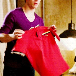 The red polo blaine kurt klaine.gif
