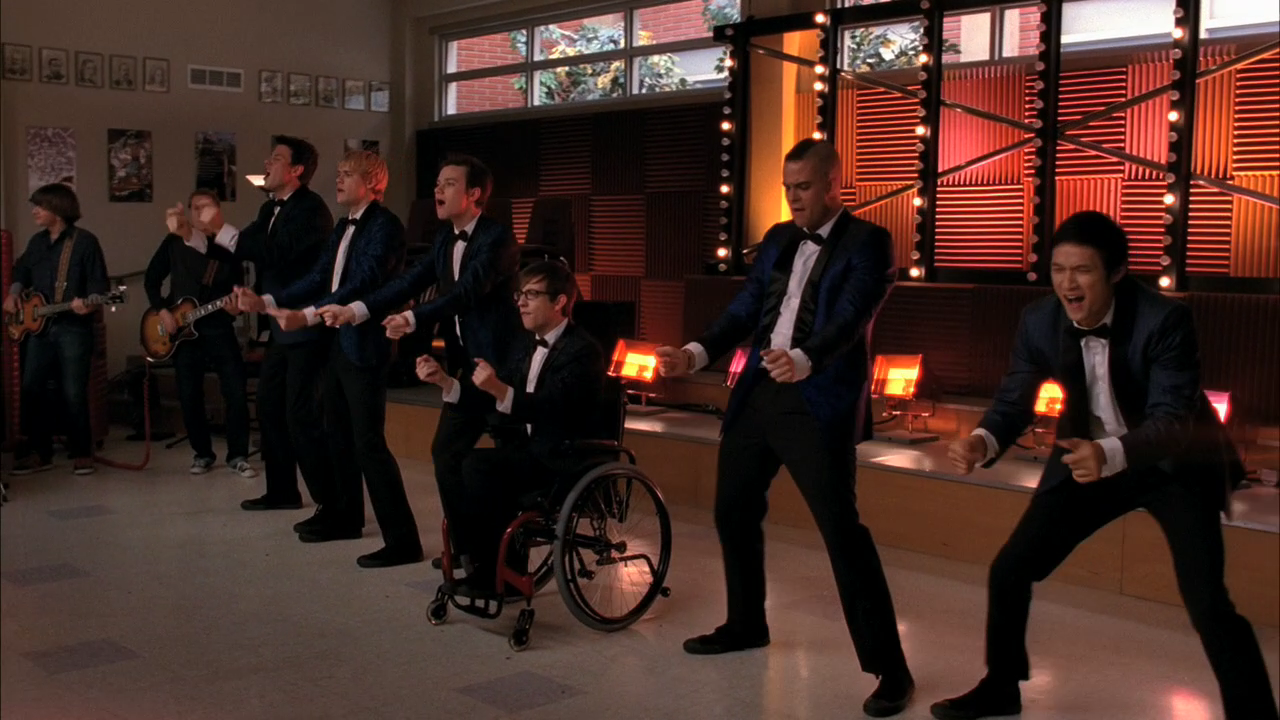 Stop In The Name Of Love Free Your Mind Glee Tv Show Wiki Fandom
