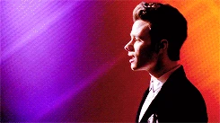 Tumblr n25auwC4OF1ra5gbxo4 250.gif