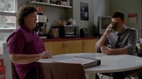 Finn holt sich Rat bei Coach Beiste