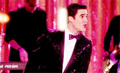 Tumblr n5jqm6BV2a1qzh21go3 r1 250.gif